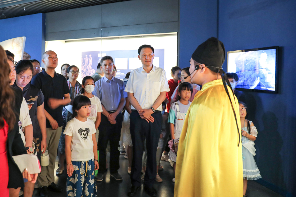 1689145194792096982-jpg