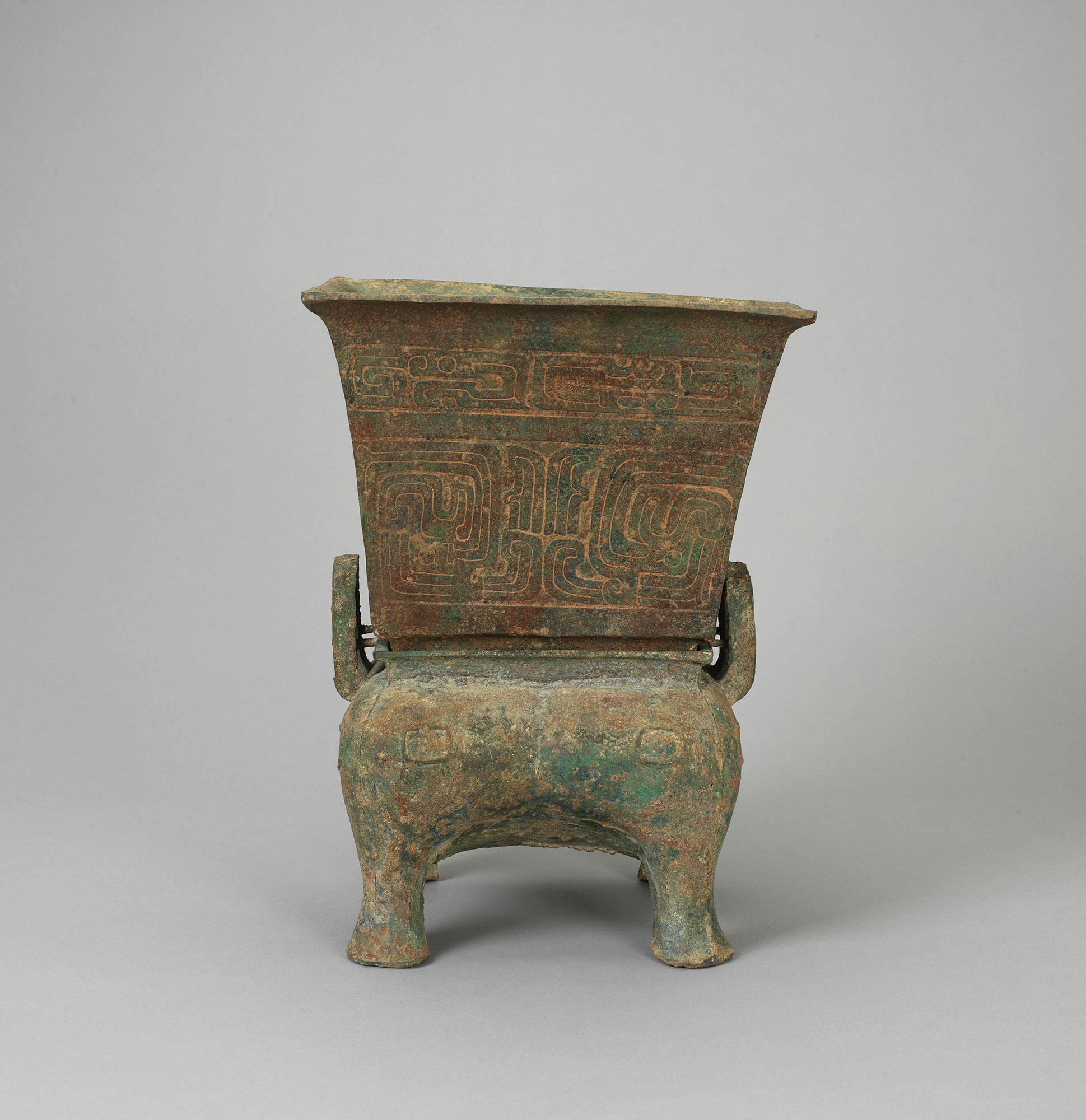 中国 古銅宣徳銅 斑紫銅 饕餮文 尊式瓶 唐木台・時代箱